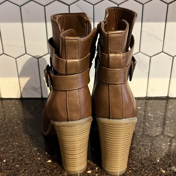 George women’s brown zipper high heels ankle boot, size 8 - Picture 4 of 10